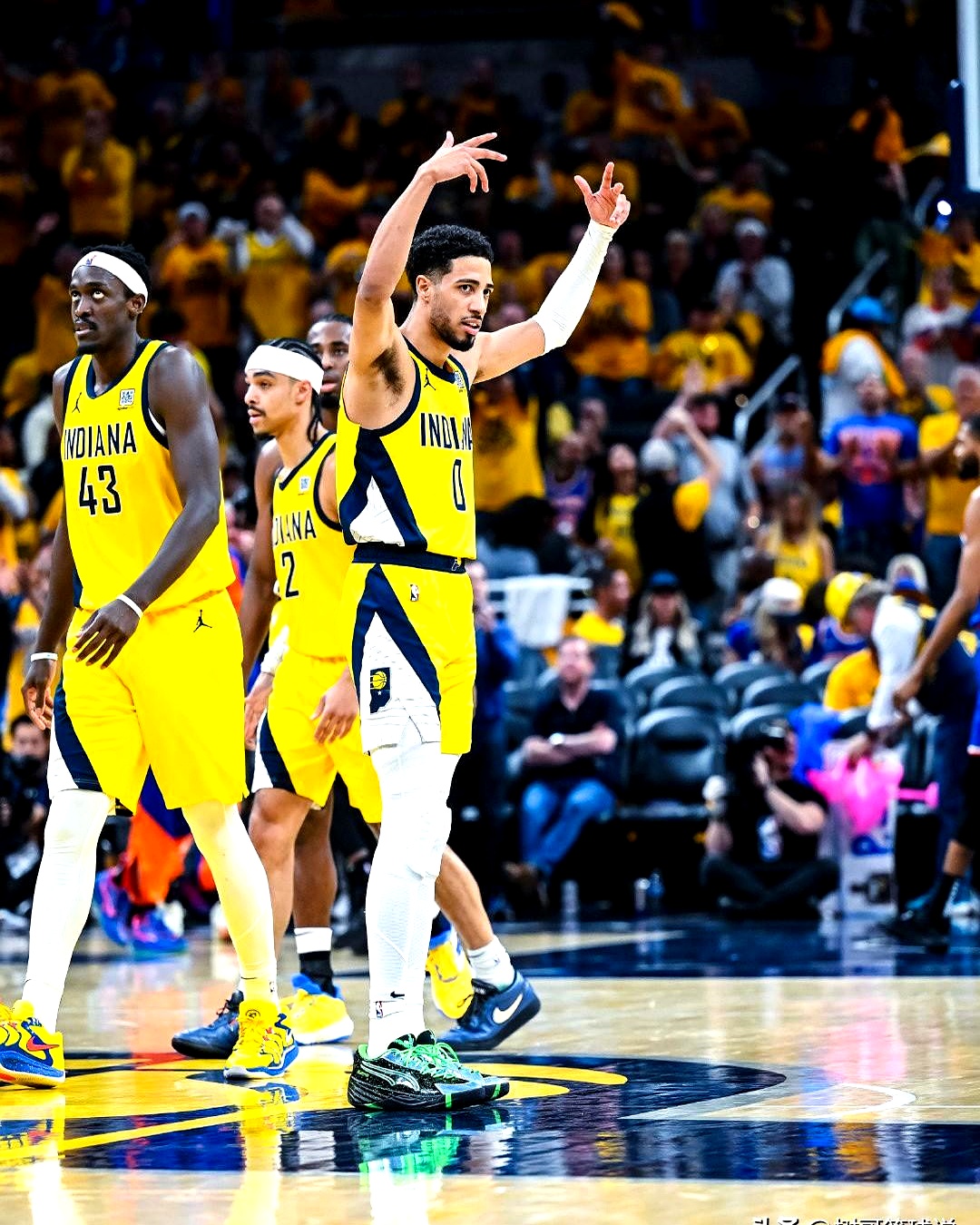 米兰真人-步行者爆冷德国男篮，艾顿关键制胜