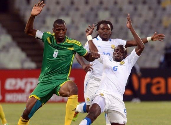 包含布隆迪队在比赛中展现出色实力的词条