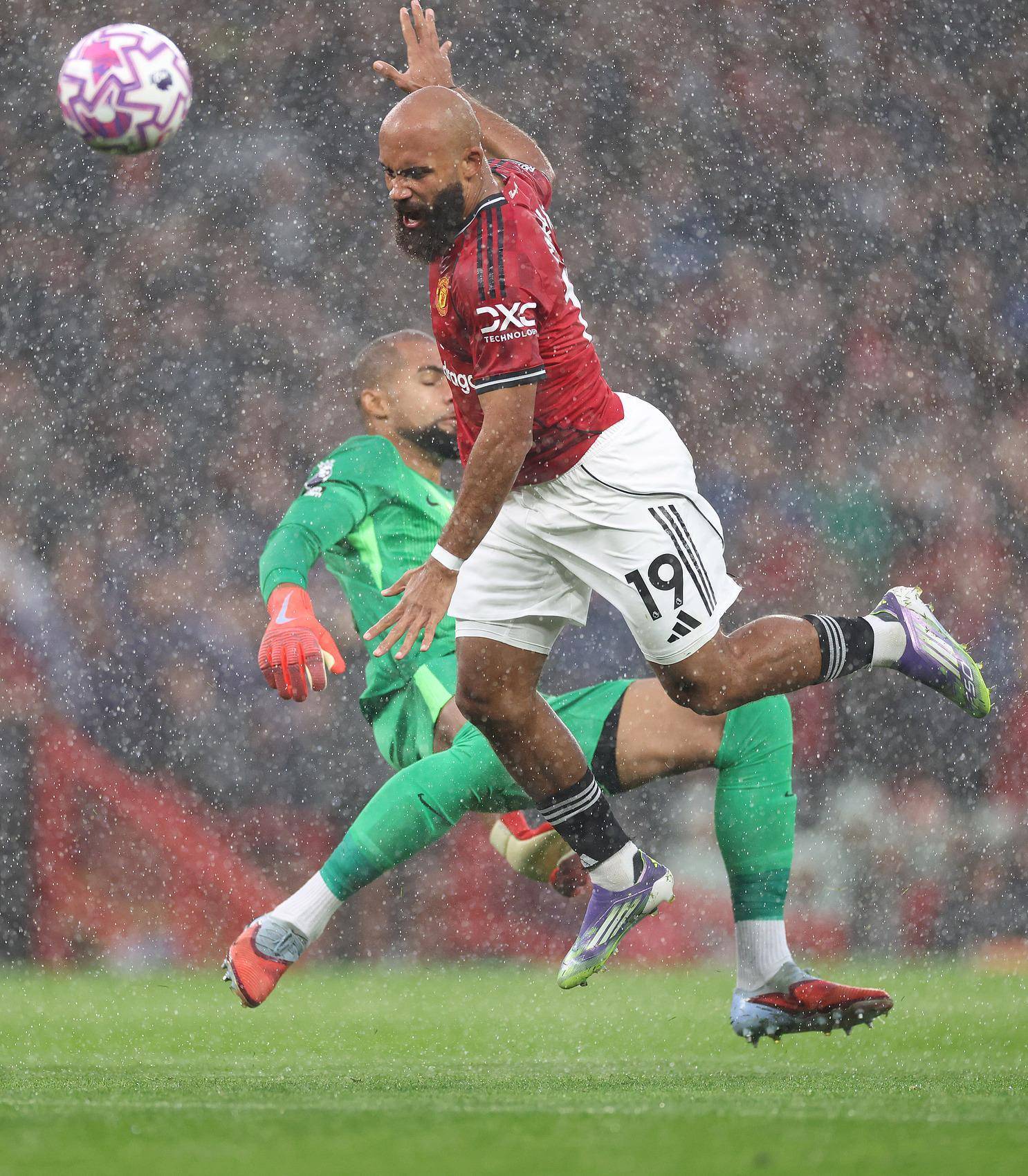 关于拜仁慕尼黑客场告负，遭遇联赛两连败的信息